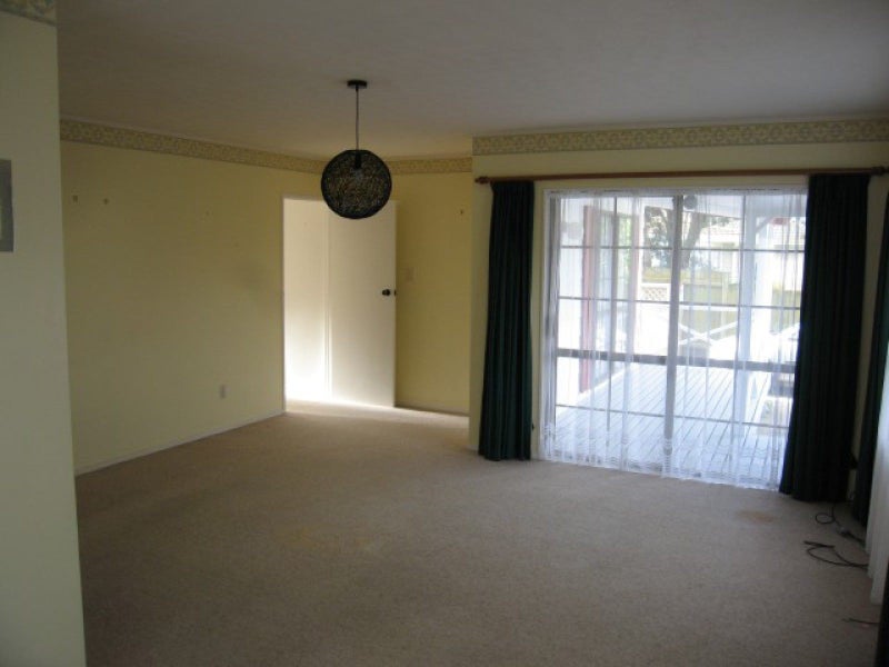 64 Pencarrow Street, Highbury, Palmerston North - Carousel 2