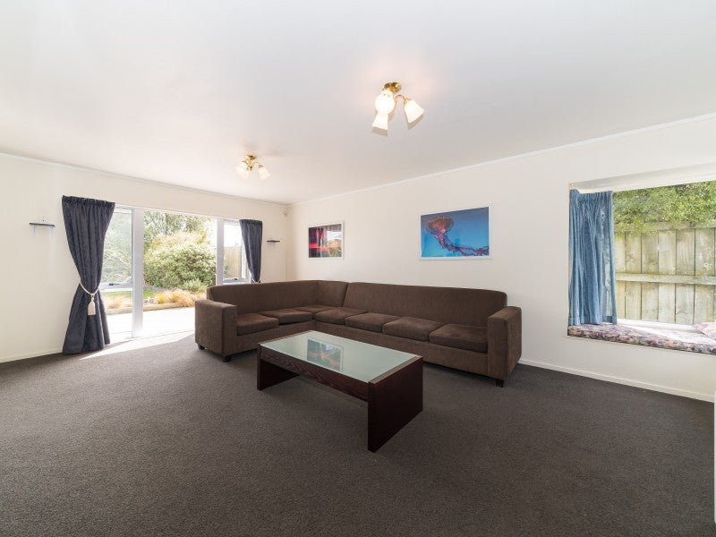 96 Amberley Avenue, Highbury, Palmerston North - Carousel 2