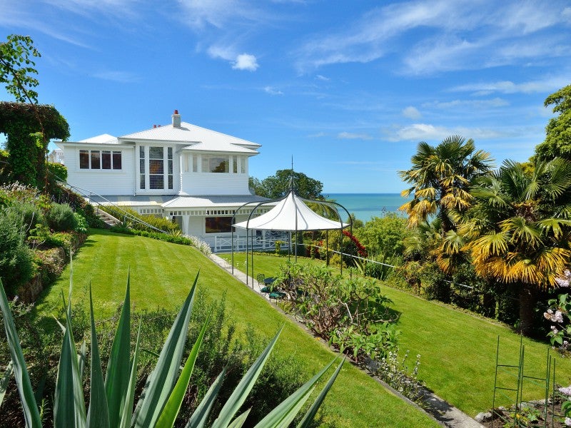 10 Elizabeth Road, Bluff Hill, Napier - Carousel 1