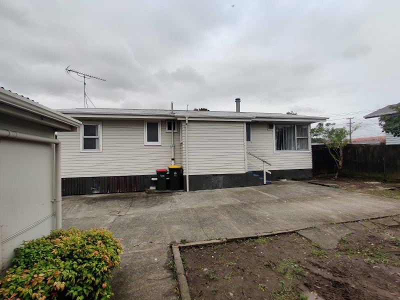 92 Friedlanders Road, Manurewa, Auckland - Carousel 16