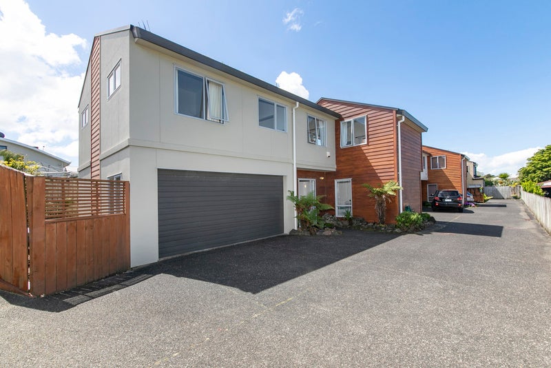 2A Hall Avenue, Mangere, Auckland - Carousel 2