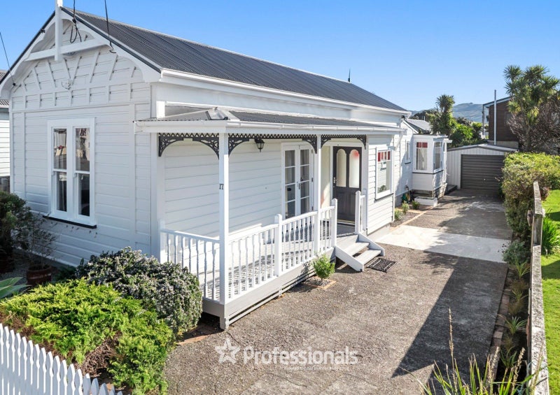 17 William Street, Petone, Lower Hutt - Carousel 1