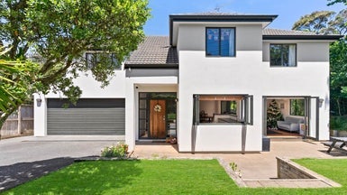 120 Cliff View Drive, Green Bay, Auckland - Carousel 1