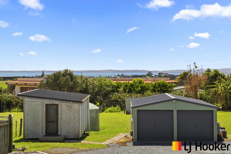 11 Matakawau Road, Waiuku - Carousel 2