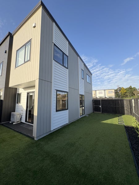 5/48 Moire Road, Massey, Auckland - Carousel 2