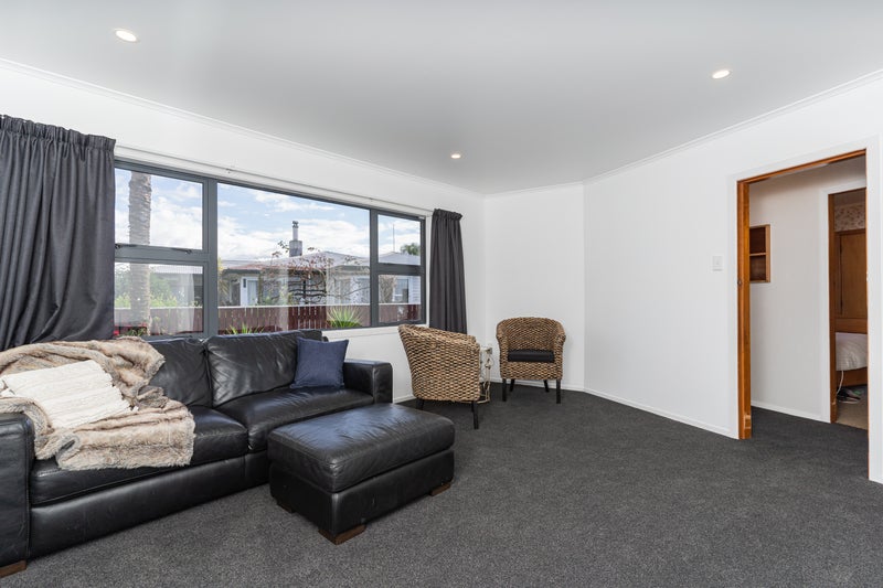 63 Sutherland Crescent, Westbrook, Palmerston North - Carousel 2