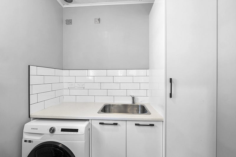 4 Ward Place, Marfell, New Plymouth - Carousel 16