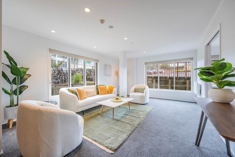 21C/30 Westward Hollow, GLEN EDEN, AUCKLAND - Carousel 2