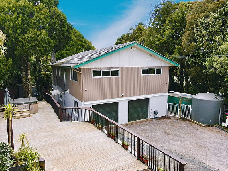 737 Scenic Drive, Henderson Valley, Auckland - Carousel 2