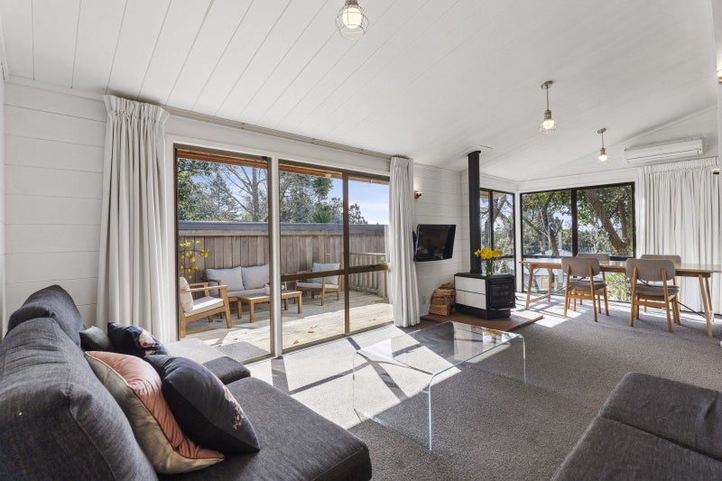 175A Mokoia Road, Birkenhead, Auckland - Carousel 2