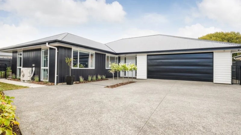 24 Freedom Drive, Kelvin Grove, Palmerston North - Carousel 1