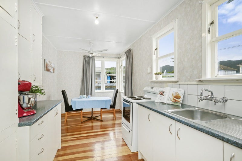 357 Cambridge Terrace, Naenae, Lower Hutt - Carousel 2