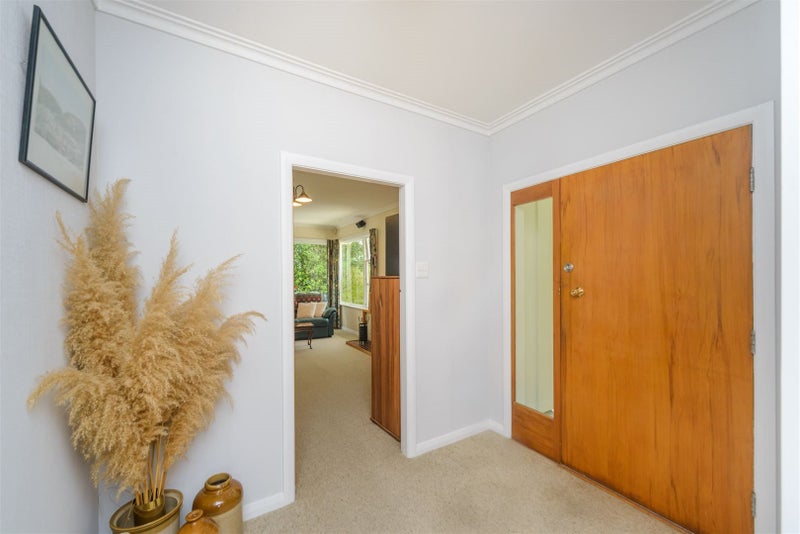 7 Athlone Place, Hokowhitu, Palmerston North - Carousel 2
