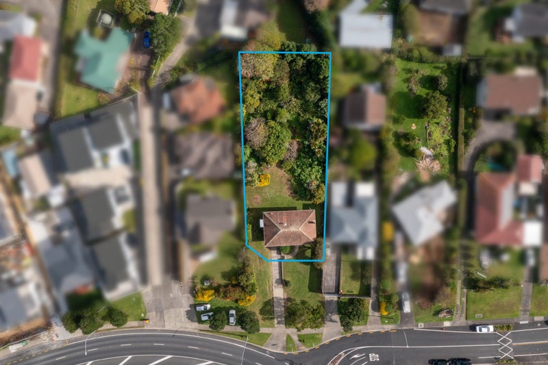 518 Glenfield Road, Bayview, Auckland - Carousel 1