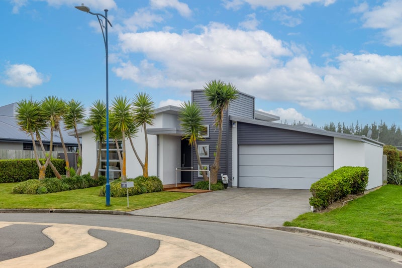 19 Sandpiper Place, Waimairi Beach, Christchurch - Carousel 1