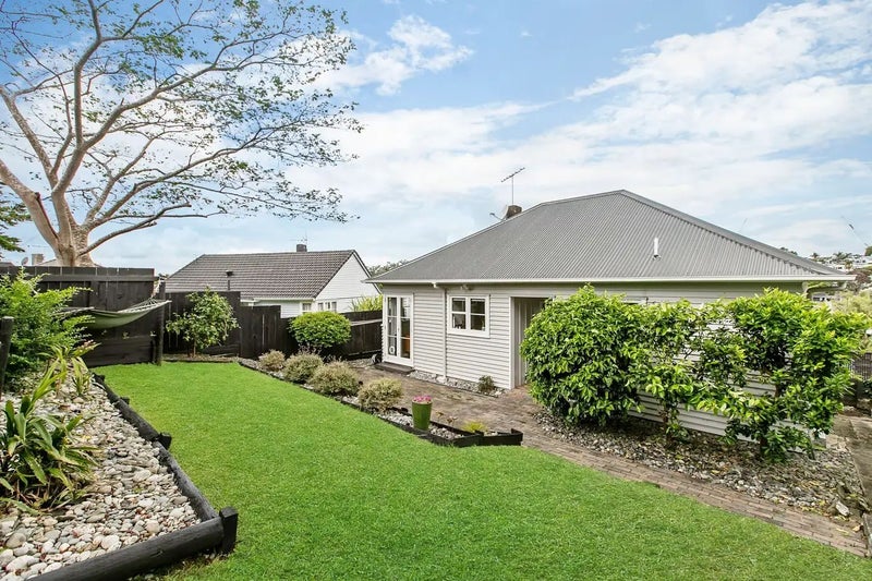 53 Kurahaupo Street, Orakei, Auckland - Carousel 2