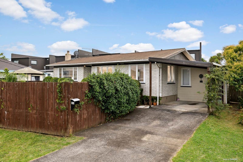 1/69 Gibraltar Street, Howick, Auckland - Carousel 1