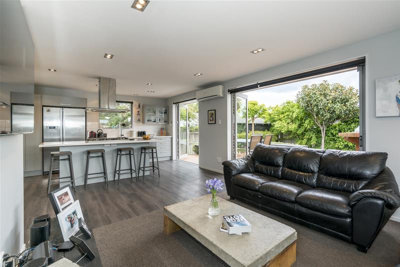 15 Clearbrook Street, Shirley, Christchurch - Carousel 2