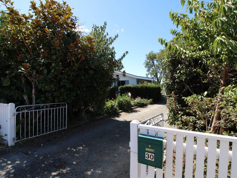 30 Charles Street, Carterton - Carousel 19