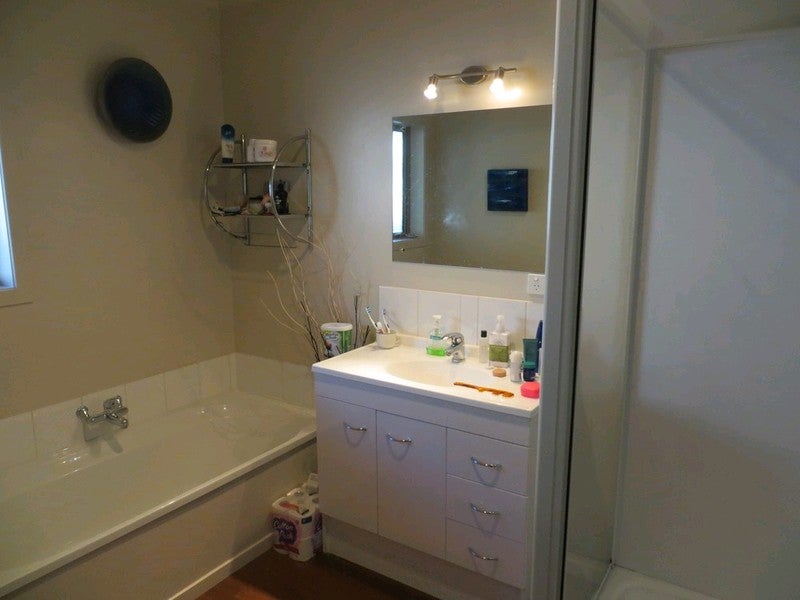 4 Cummins Street, The Brook, Nelson - Carousel 13