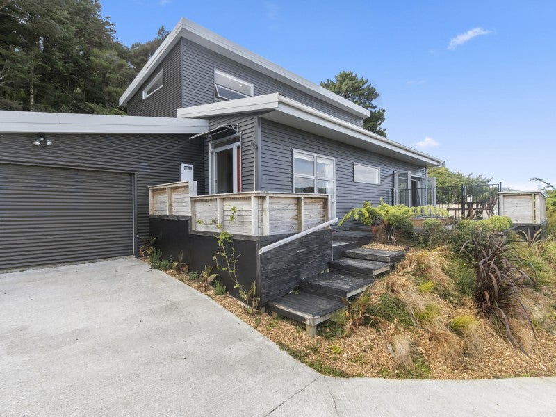 49A Petrie Street, Wainuiomata, Lower Hutt - Carousel 1