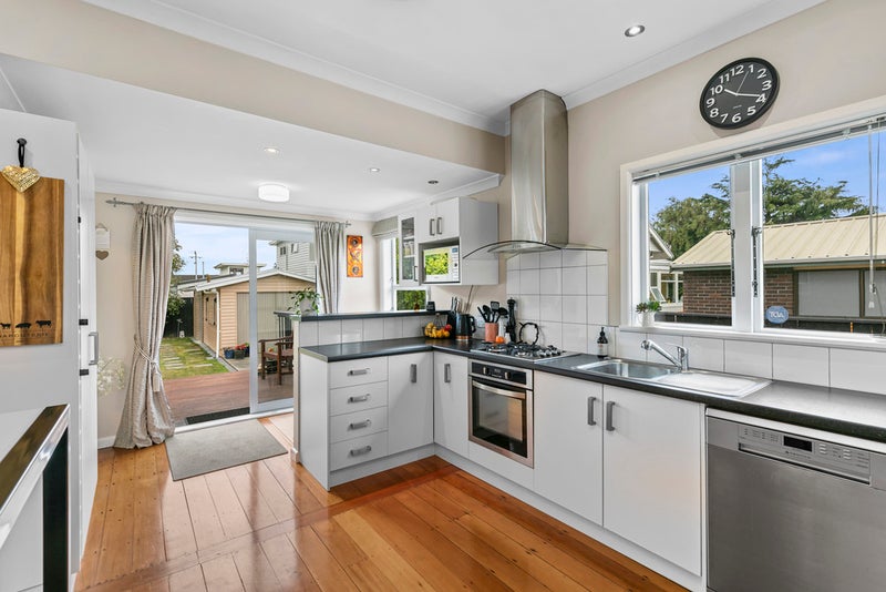 274 Waterloo Road, Waterloo, Lower Hutt - Carousel 2