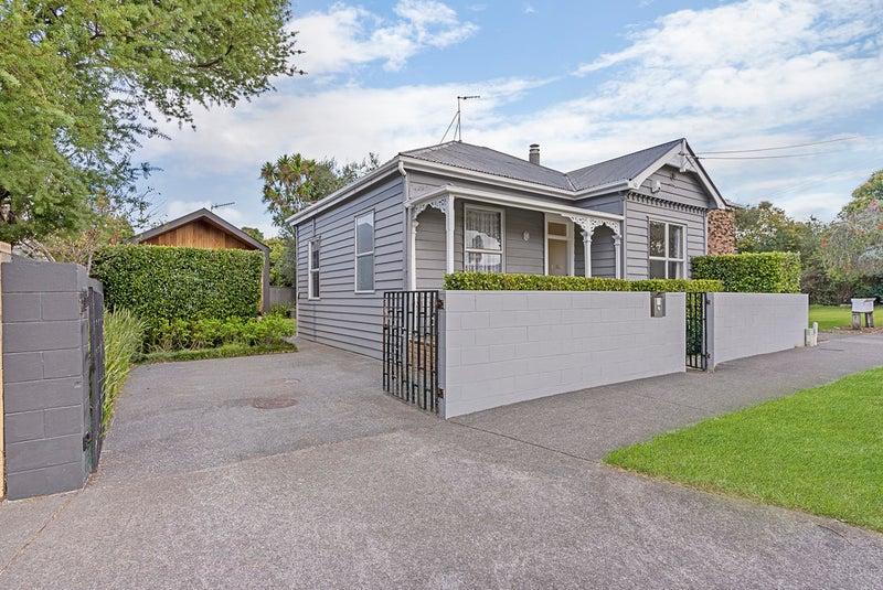 19 Woodbine Avenue, Greenlane, Auckland - Carousel 1