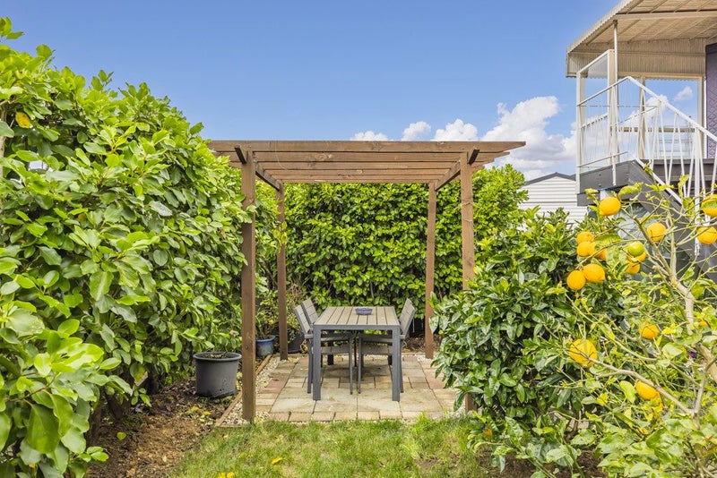 1/63 Fancourt Street, Meadowbank, Auckland - Carousel 2