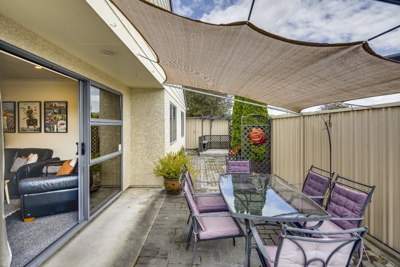 2/193 Gloucester Street, Taradale, Napier - Carousel 2