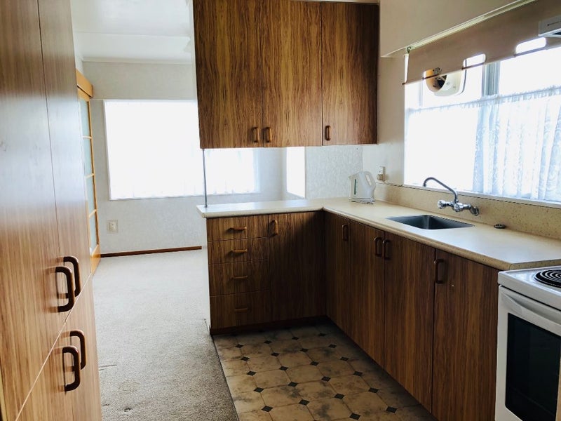 6 Matene Street, Otaki - Carousel 2