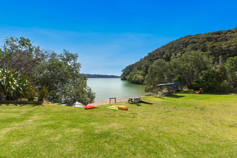 206 Aucks Road, Okiato, Russell - Carousel 1