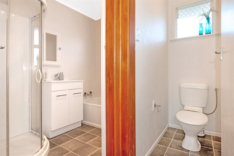 8 Einstein Street, Outer Kaiti, Gisborne - Carousel 5