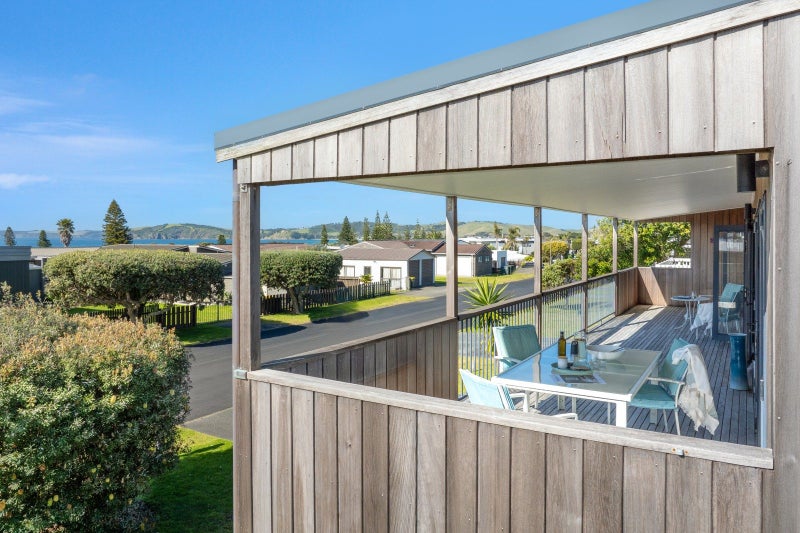 4 Day Dawn Crescent, Warkworth - Carousel 1