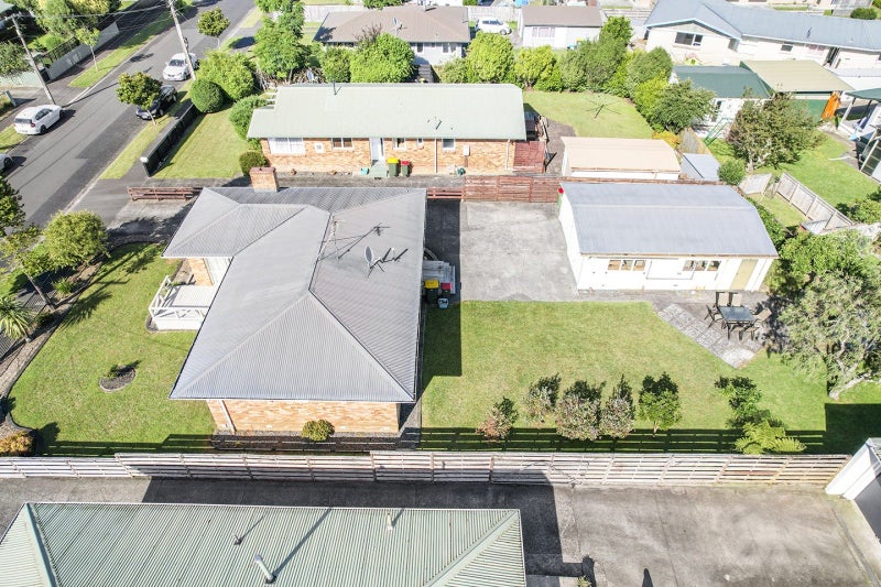 31 Mears Road, St Andrews, Hamilton - Carousel 26