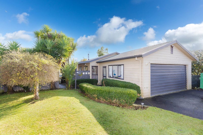 16 Bartholomew Drive, Nawton, Hamilton - Carousel 2