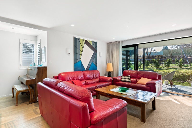 2/1A Ashgrove Road, Mangere, Auckland - Carousel 1