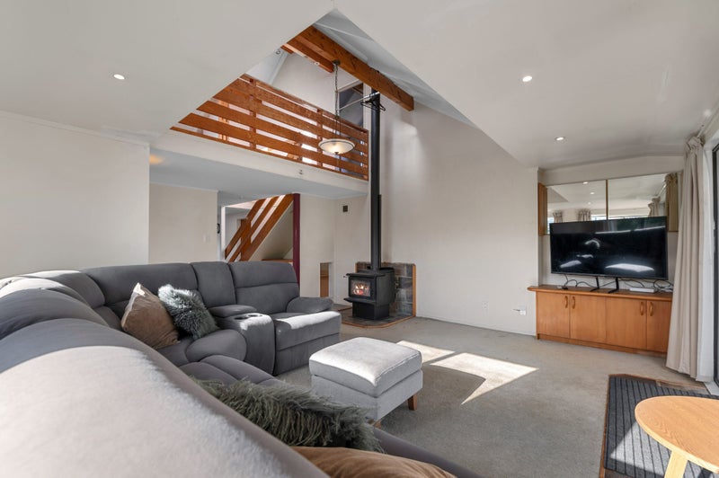 10 Te Ana Place, Lynmore, Rotorua - Carousel 1