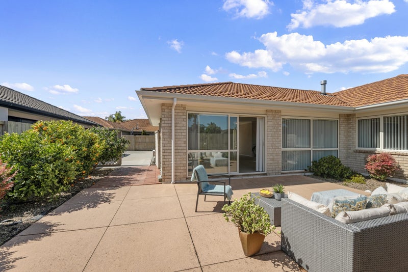 600 Gloucester Road, Papamoa Beach, Papamoa - Carousel 1