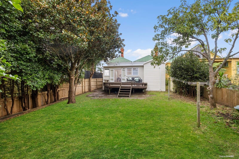13 Leighton Street, Grey Lynn, Auckland - Carousel 2