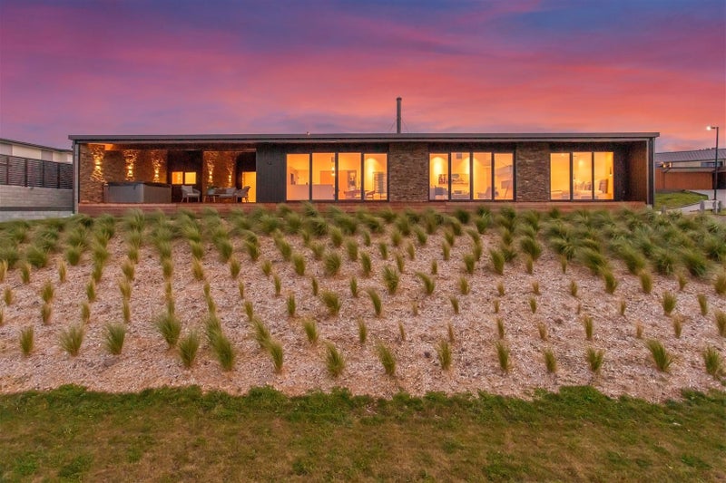 6 Sowerby Place, Richmond Hill, Christchurch - Carousel 1