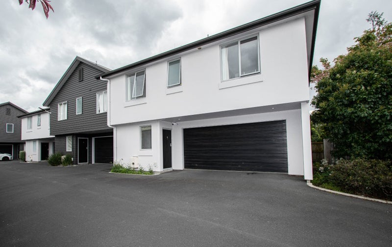 1/6 Page Place, Hamilton East, Hamilton - Carousel 19