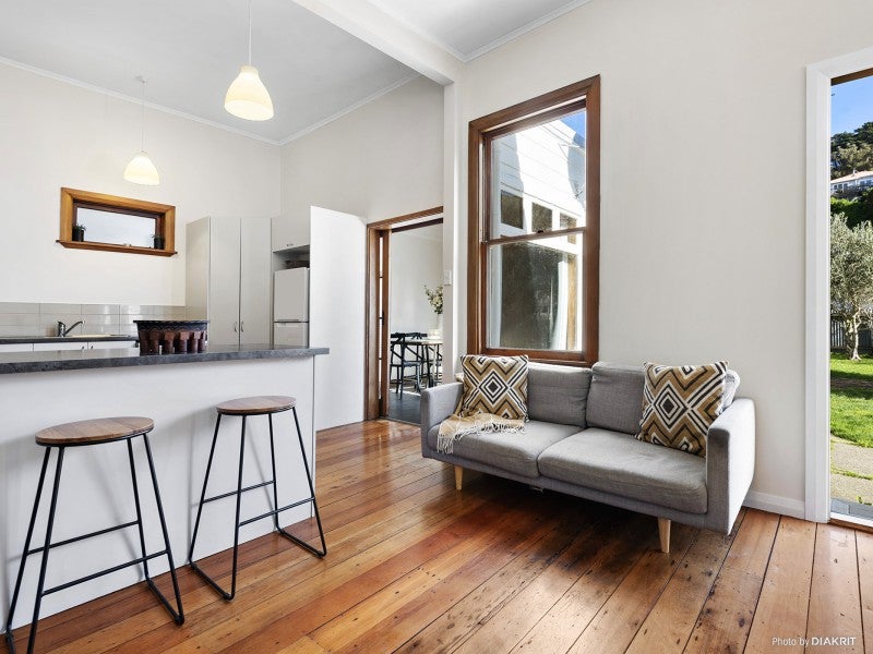 54 Kilbirnie Crescent, Kilbirnie, Wellington - Carousel 2