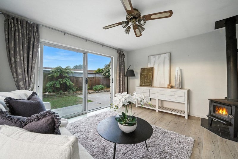 83B Cottonwood Street, Parklands, Christchurch - Carousel 2