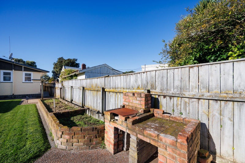2/106 Linton Street, West End, Palmerston North - Carousel 21
