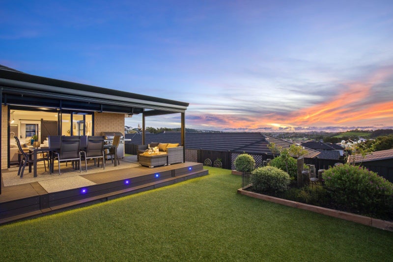 124 Lisle Farm Drive, Pukekohe, Pukekohe - Carousel 2
