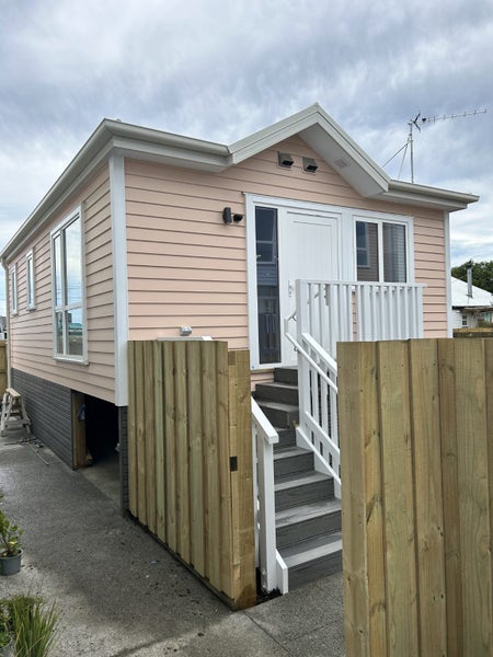 25 Beresford Street, New Brighton, Christchurch - Carousel 1