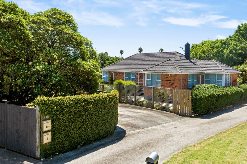 6 Pirangi Street, Point England, Auckland - Carousel 2