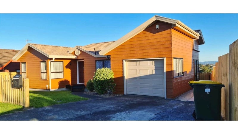 87 Luckens Road, West Harbour, Auckland - Carousel 1