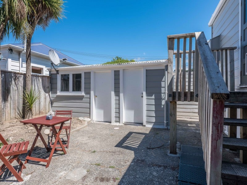 26 Mein Street, Newtown, Wellington - Carousel 2