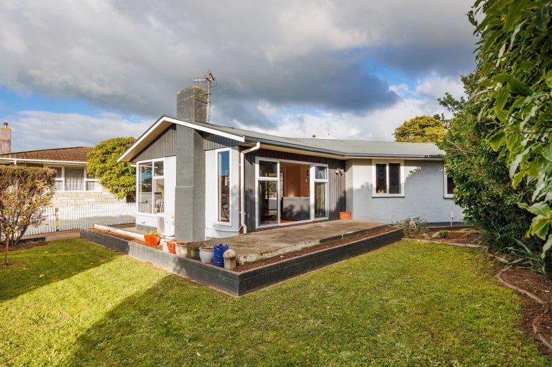 132 Limbrick Street, Terrace End, Palmerston North - Carousel 1